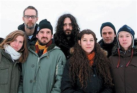 A Silver Mt. Zion - Harmonian ja melodinen post-rockin synteesi, joka kuljettaa kuulijaa unelmaiseen äänimaailmaan